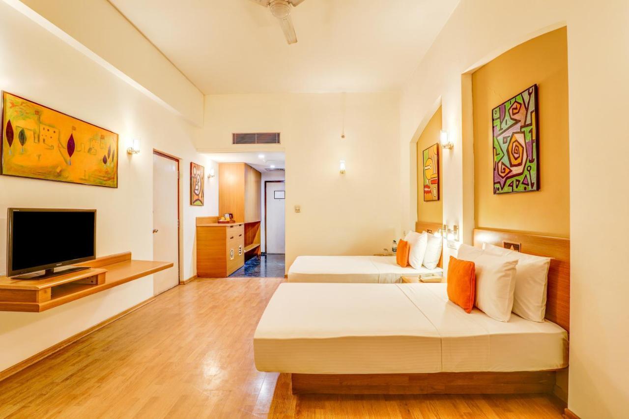 Lemon Tree Hotel, East Delhi Mall, Kaushambi Ghaziabad Exterior photo