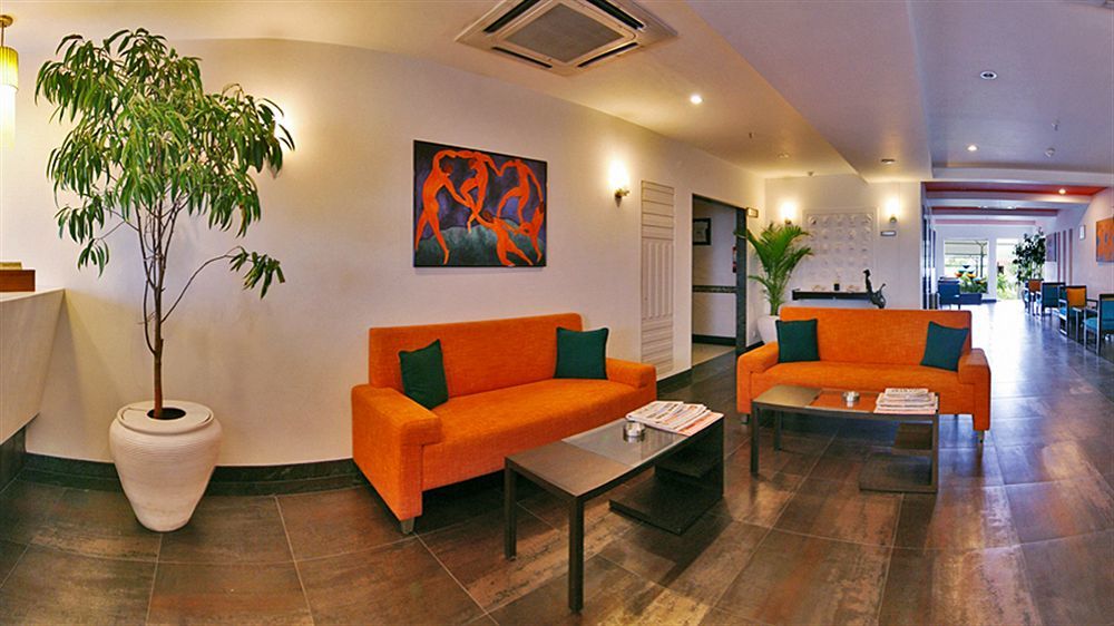 Lemon Tree Hotel, East Delhi Mall, Kaushambi Ghaziabad Exterior photo